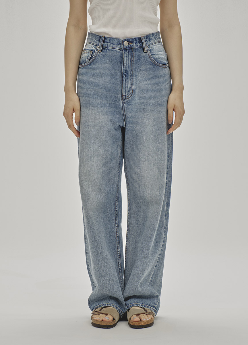 Cary's Denim 直筒牛仔褲